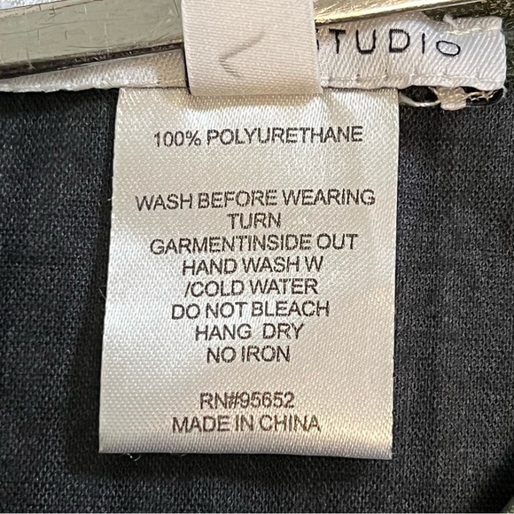 SIGNATURE STUDIO Pleated Vegan Leather Green Full Midi Skirt size Small - Picture 8 of 9